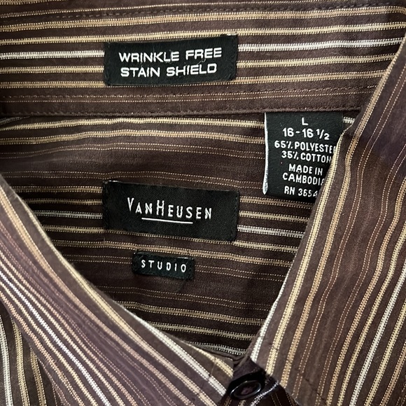 Van Heusen Studio wrinkle free stain shield men’s long sleeve button down shirt - Picture 7 of 16